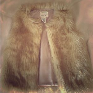 Crew cuts faux fur vest